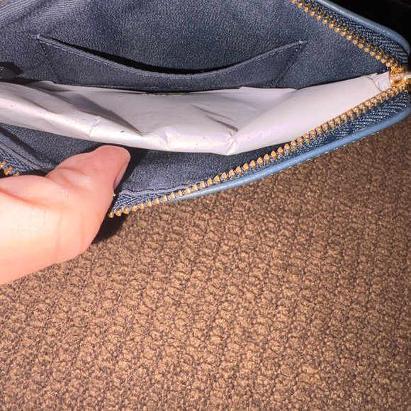 Coach mini denim Rowan with denim wristlet - Picture 7 of 9